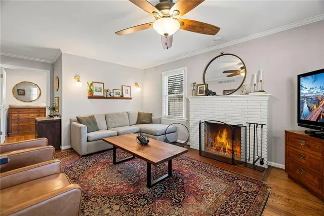 $315,000 | 6121 West 54th Terrace, Mission, KS 66202