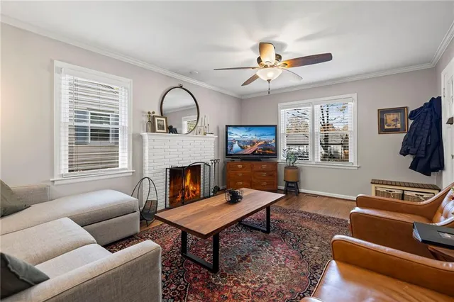 $315,000 | 6121 West 54th Terrace, Mission, KS 66202