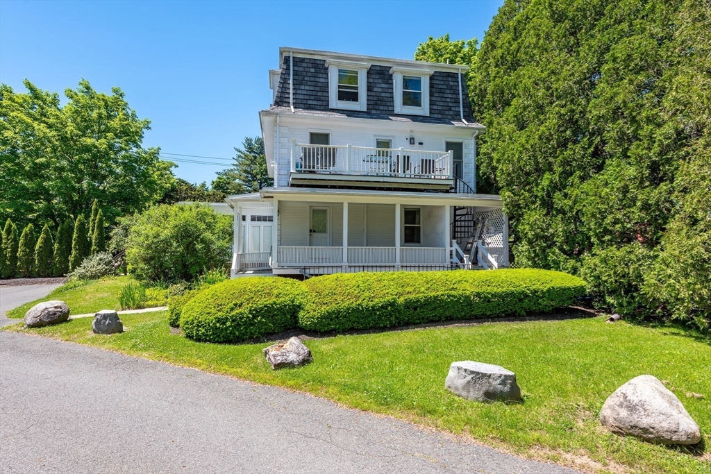 95 East Pleasant Street, Unit H Amherst, MA 01002 - Photo 3 of 34