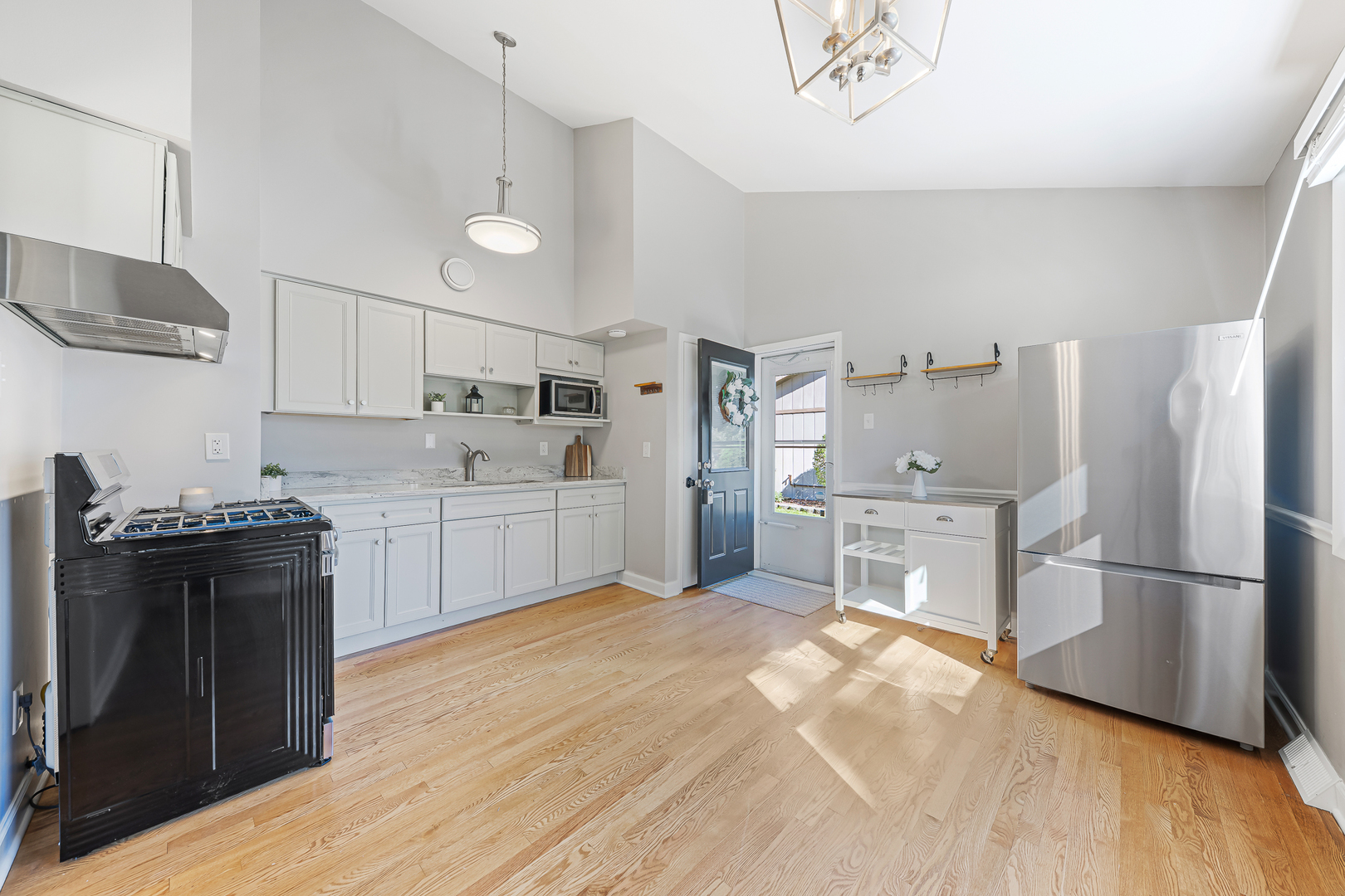 7278 173rd Place Tinley Park, IL 60477 - Photo 5 of 17