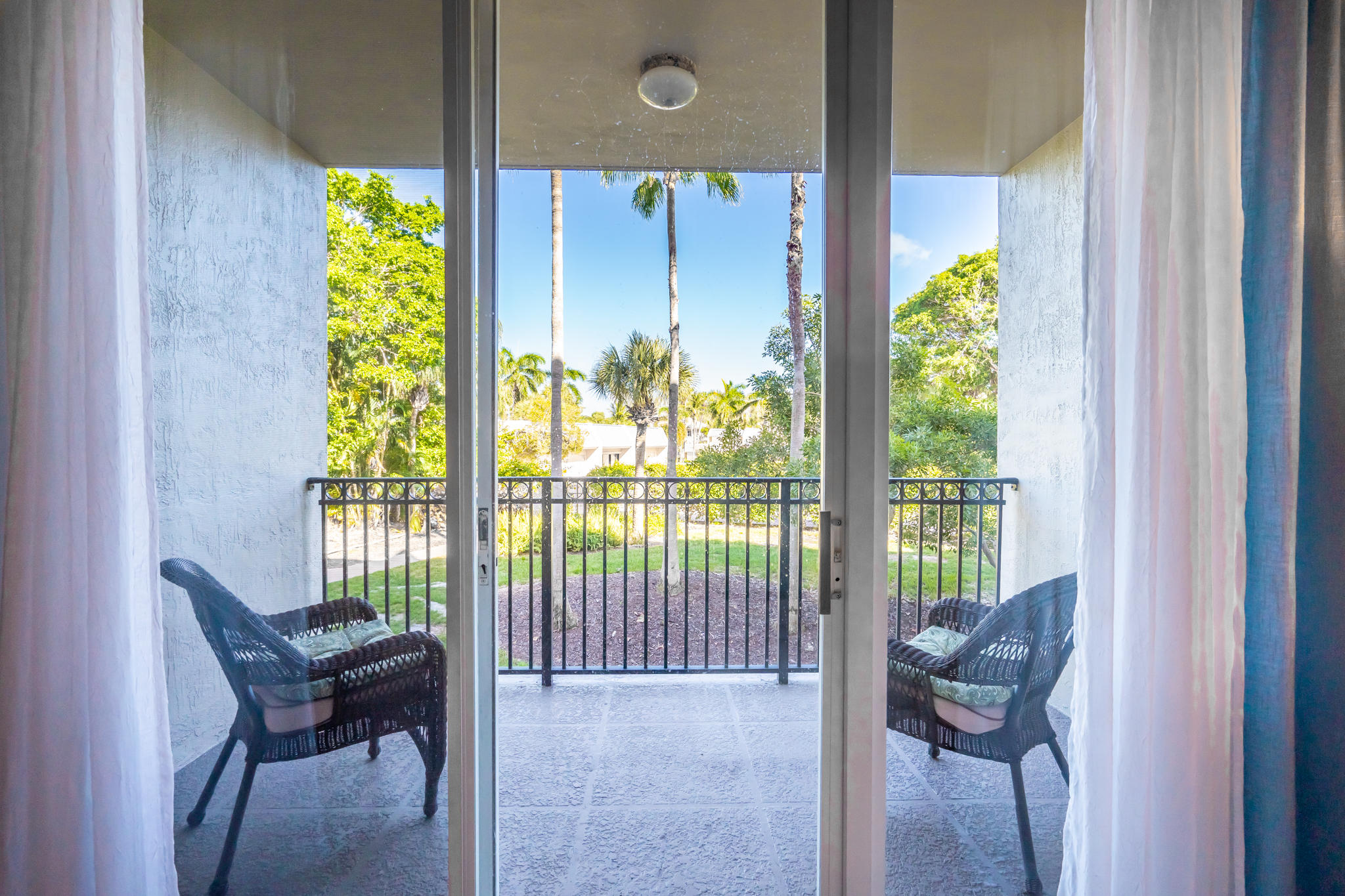27 Royal Palm Way, Unit 202 Boca Raton, FL 33432 - Photo 23 of 23 cups-20