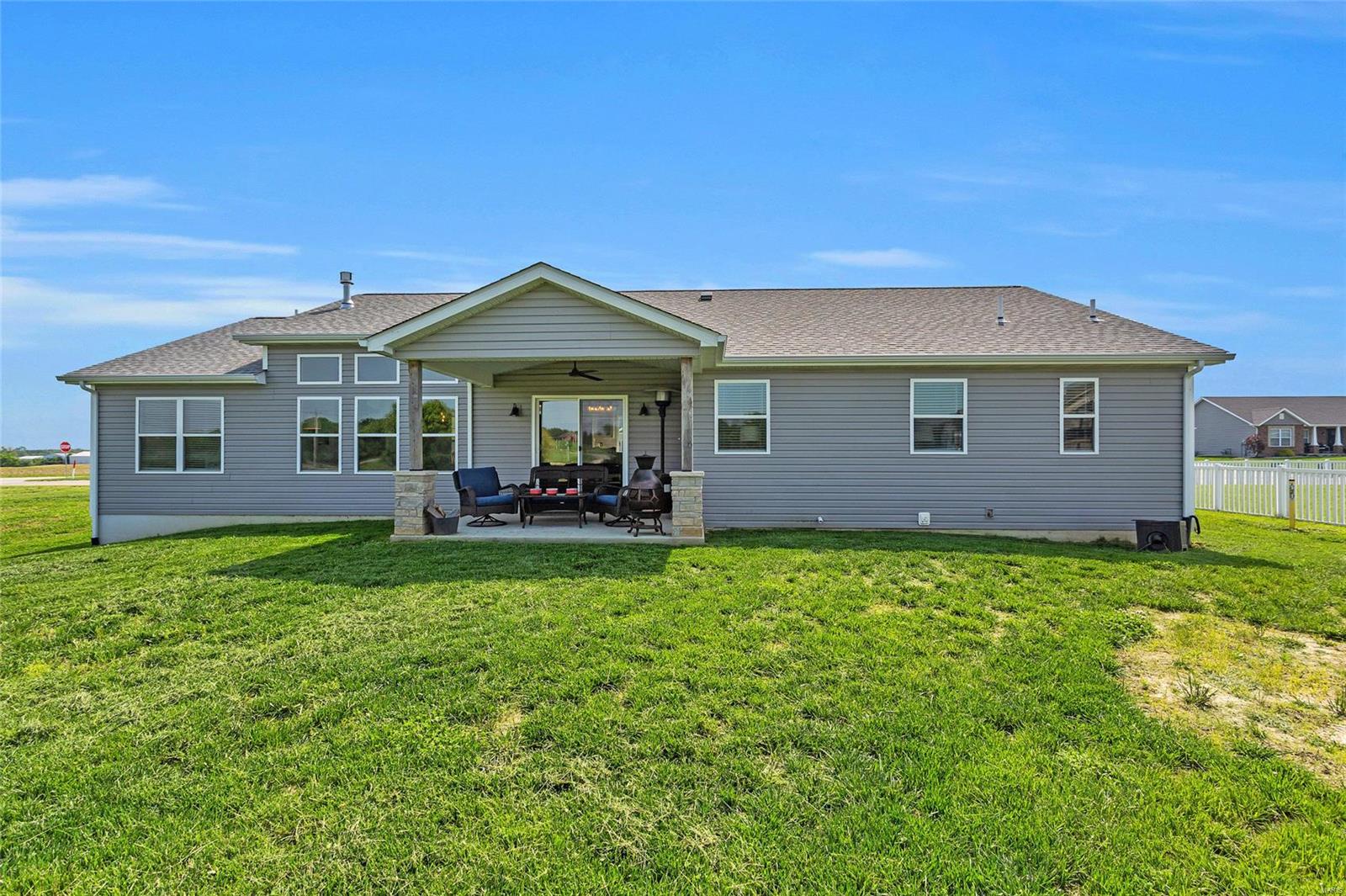 1223 Remington Road Waterloo, IL 62298 - Photo 2 of 41 Gallery Image 2