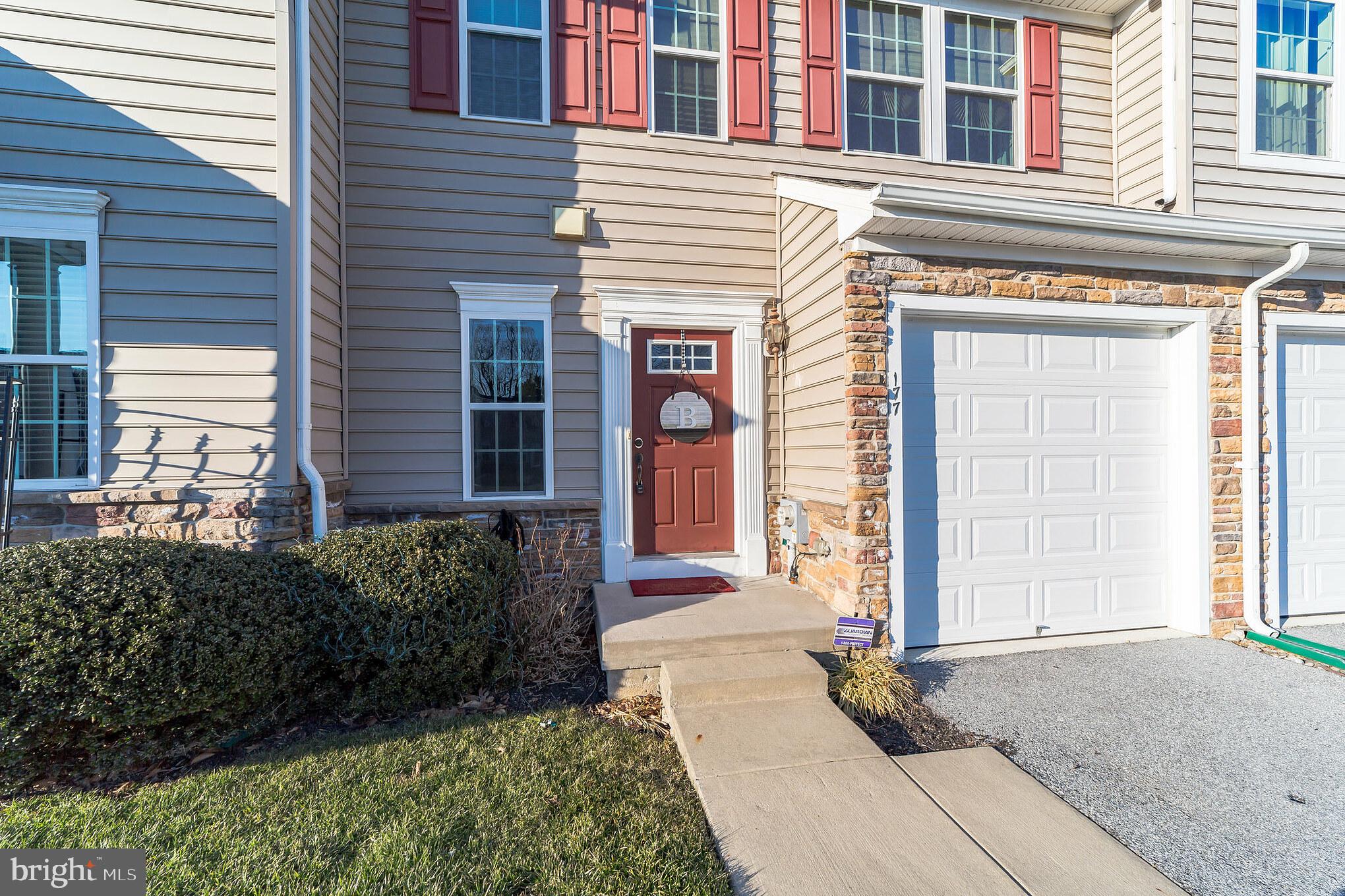 177 Tulsk Road Avondale, PA 19311 - Photo 2 of 30 Exterior Front