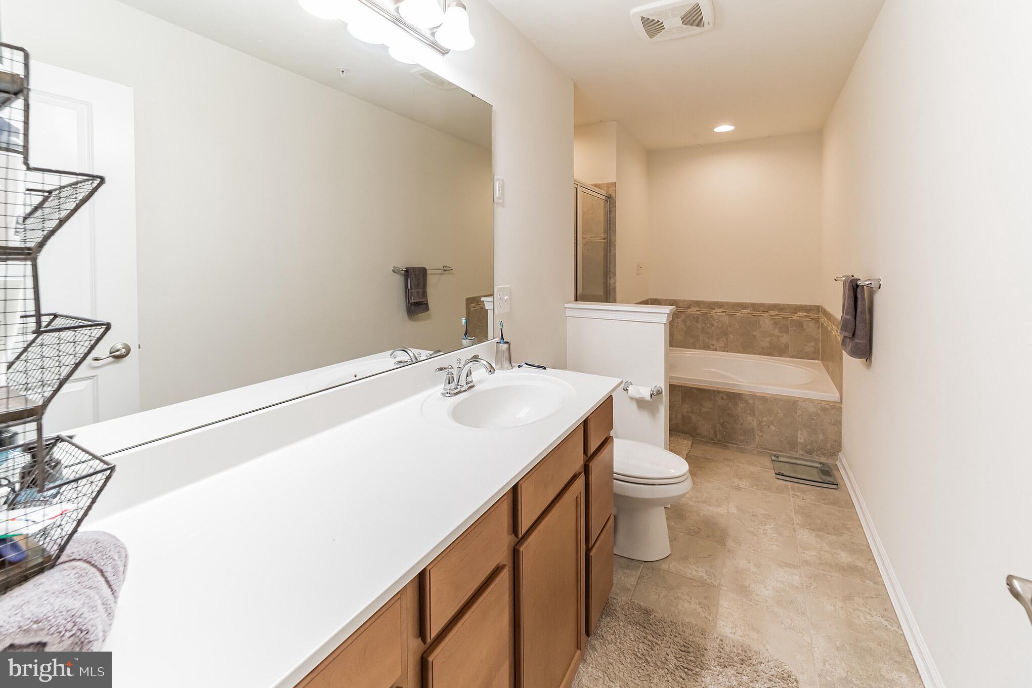 177 Tulsk Road Avondale, PA 19311 - Photo 17 of 30 Master Bathroom