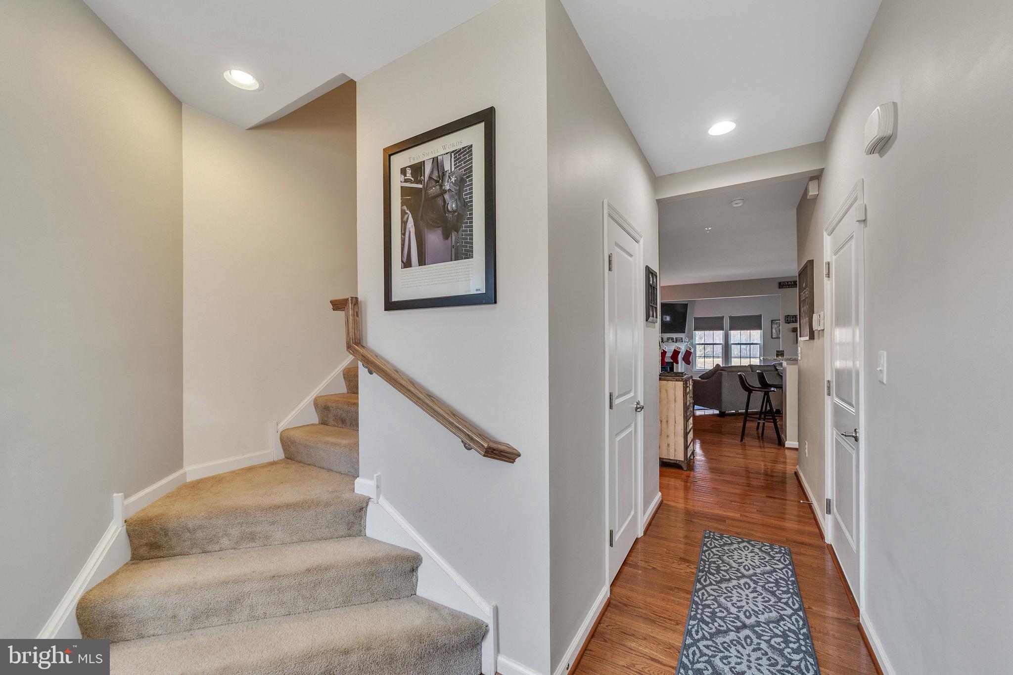 177 Tulsk Road Avondale, PA 19311 - Photo 3 of 30 Foyer