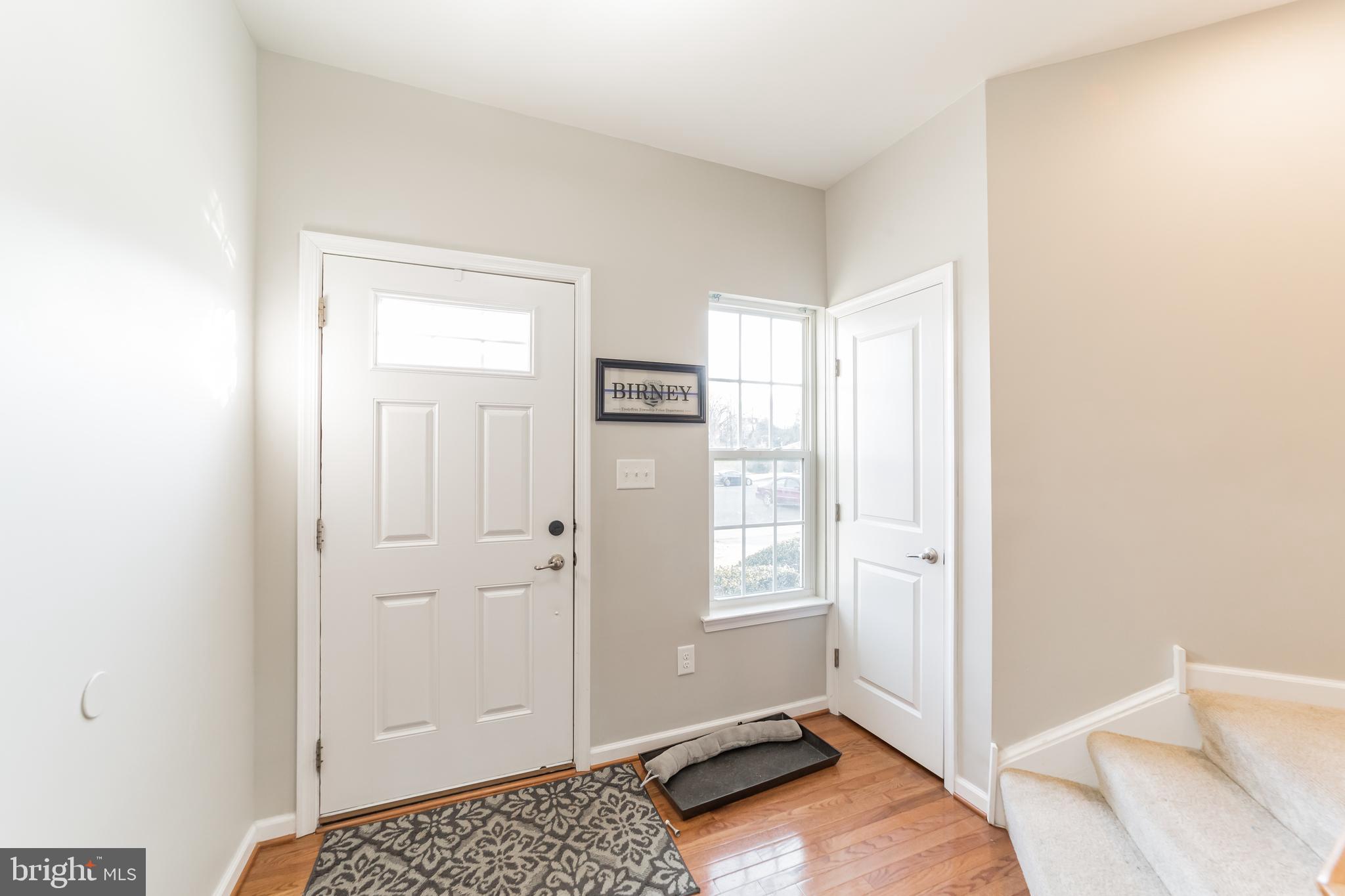 177 Tulsk Road Avondale, PA 19311 - Photo 4 of 30 Foyer