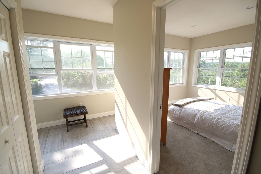 81 Burroughs Road North Reading, MA 01864 - Photo 23 of 29 Gallery Image 23