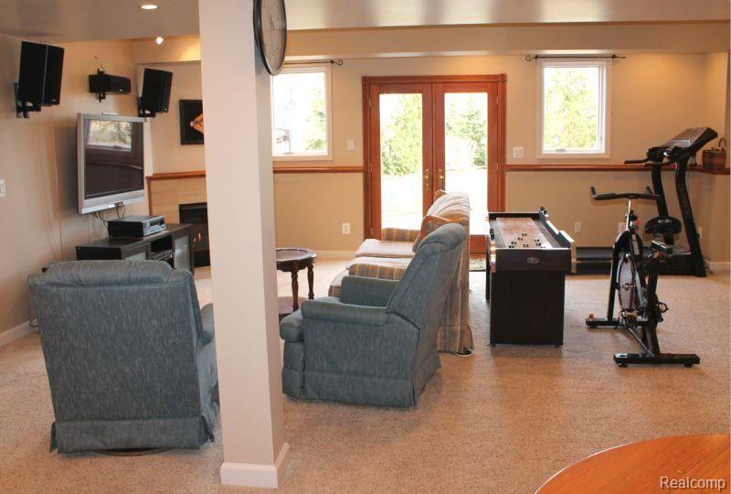 44561 Spring Hill Road Northville, MI 48168 - Photo 56 of 81 IMG_7546.jpg