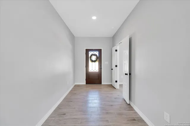 $515,000 | 506 East Cr 6868, Natalia, TX 78059