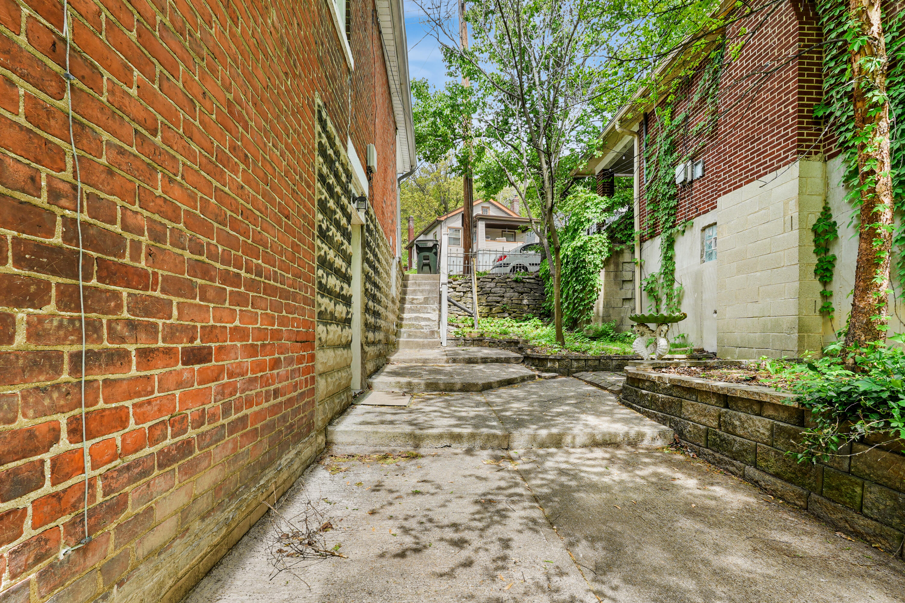 2825 Madison Avenue Covington, KY 41015 - Photo 22 of 24