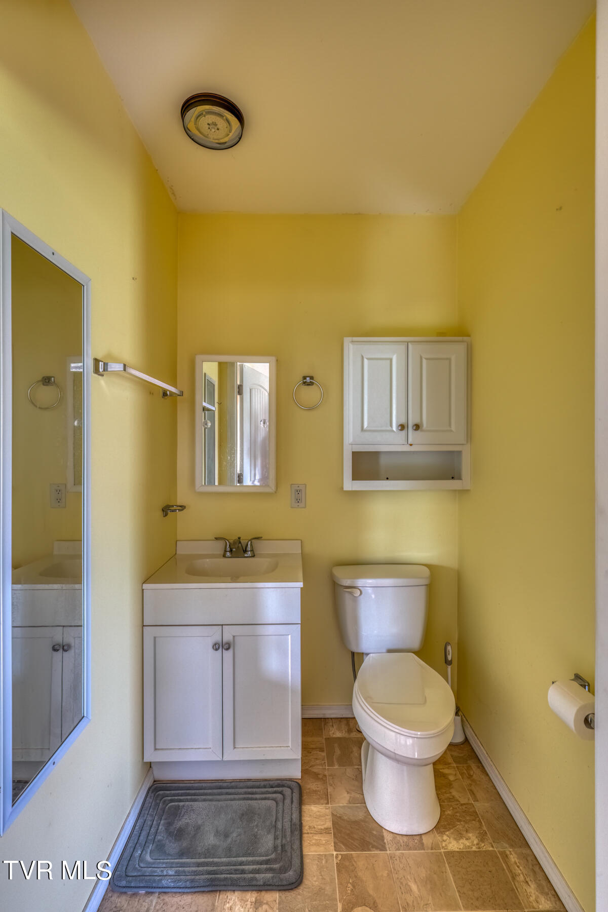 2140 Kenneytown Road Greeneville, TN 37745 - Photo 8 of 20 Bath 2