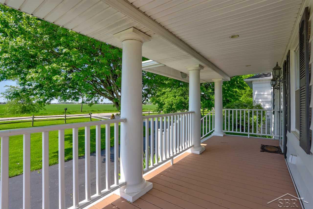 953 Amelith Road Freeland, MI 48623 - Photo 6 of 46
