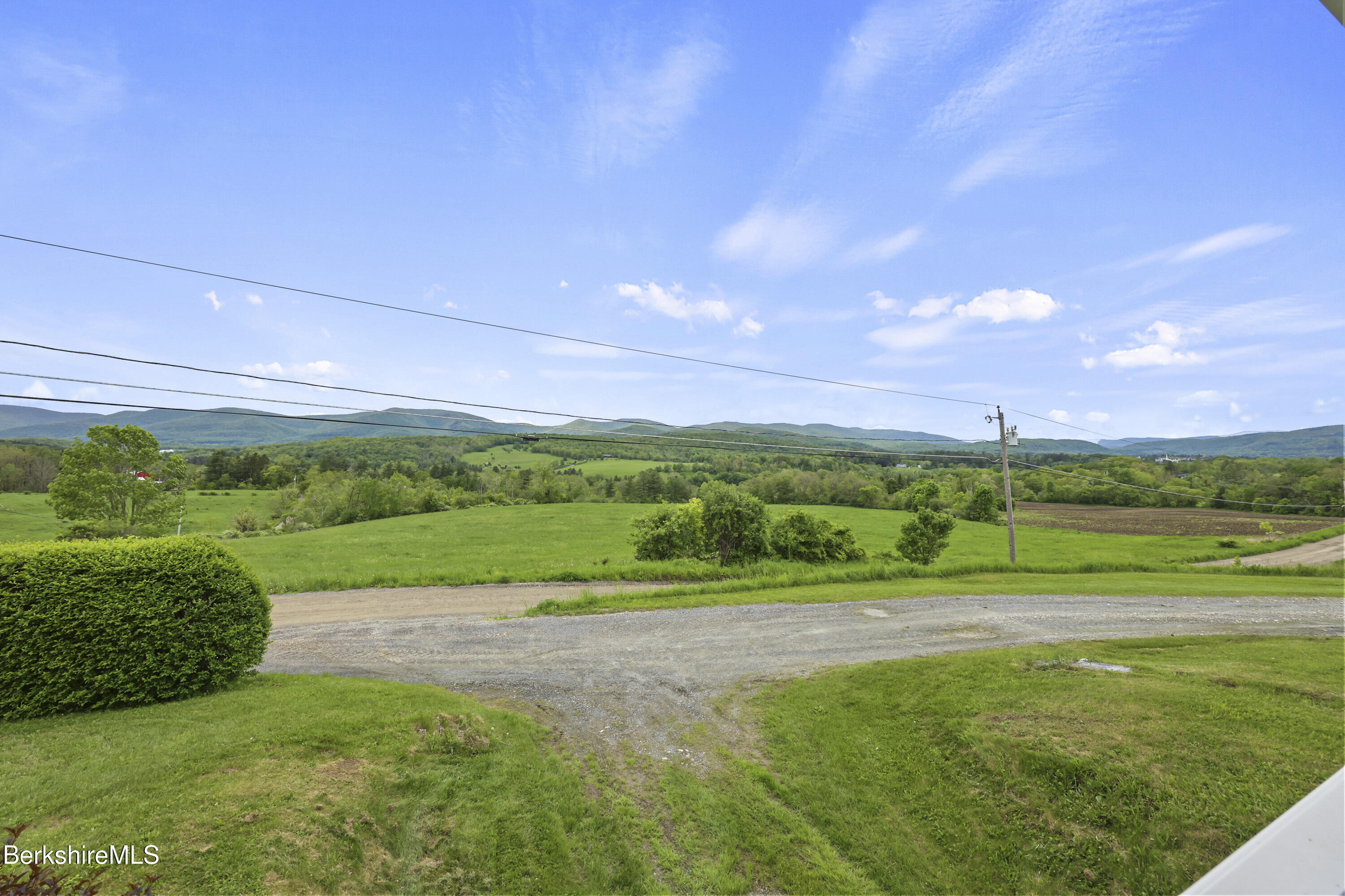 860 Stratton Road Williamstown, MA 01267 - Photo 13 of 63 Western view
