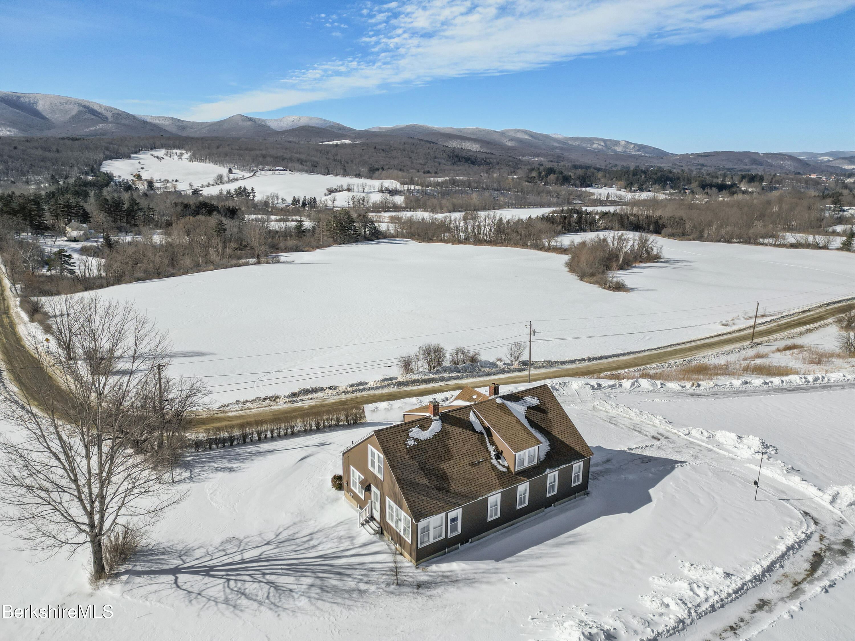 860 Stratton Road Williamstown, MA 01267 - Photo 54 of 63 Aerial view towards northwest