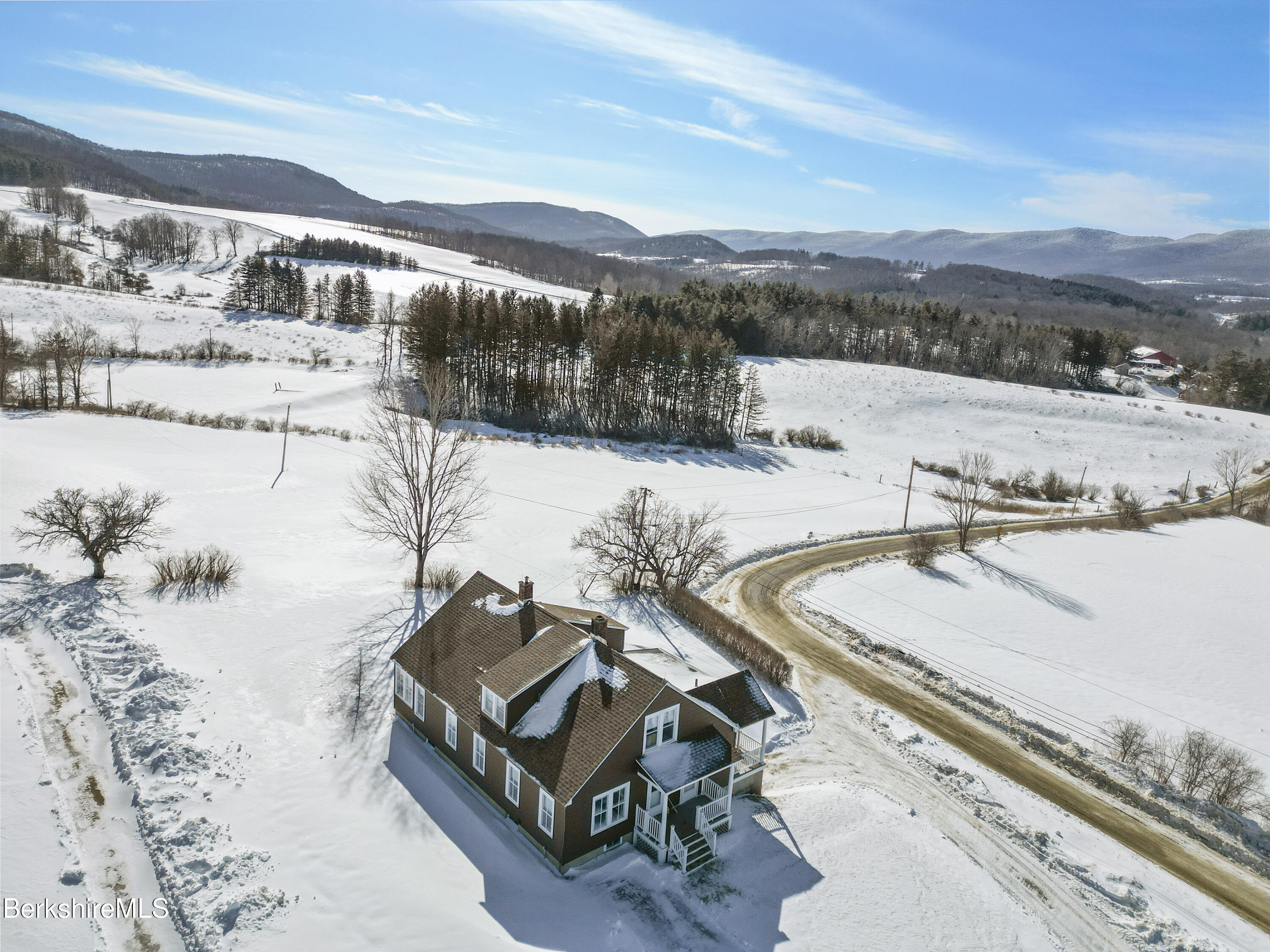 860 Stratton Road Williamstown, MA 01267 - Photo 55 of 63 Aerial view towards southwest