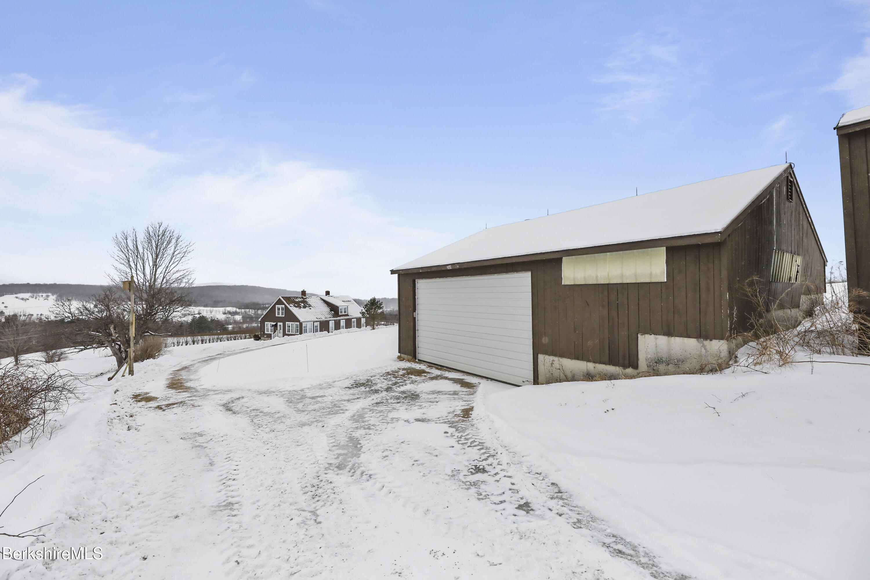 860 Stratton Road Williamstown, MA 01267 - Photo 63 of 63 Barn