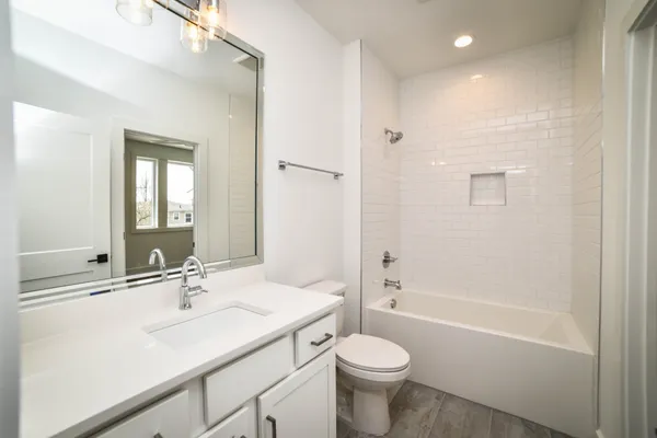 $4,950 | 409 Moore Avenue, Nashville, TN 37203