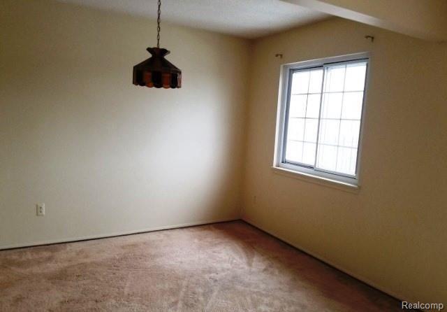 1514 Normandy Road, Unit 204 Royal Oak, MI 48073 - Photo 6 of 8 7
