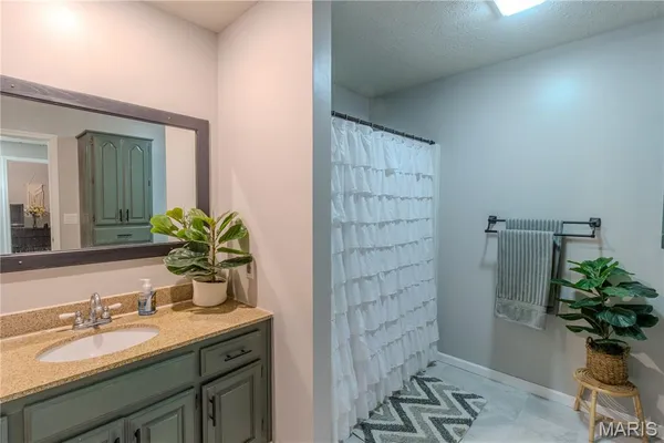 $439,000 | 16960 Lemming Lane, St. Robert, MO 65584