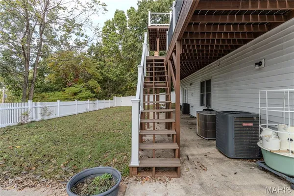 $439,000 | 16960 Lemming Lane, St. Robert, MO 65584