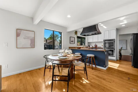 $915,000 | 237 Rushmore Avenue, Petaluma, CA 94954