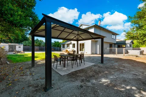 $915,000 | 237 Rushmore Avenue, Petaluma, CA 94954