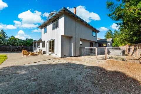 $915,000 | 237 Rushmore Avenue, Petaluma, CA 94954