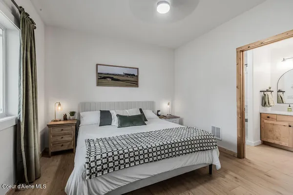 $409,500 | 103 B Chardonnay Drive, Blanchard, ID 83804