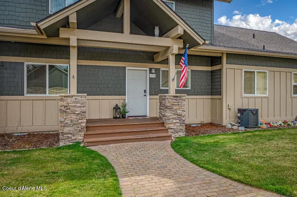 $409,500 | 103 B Chardonnay Drive, Blanchard, ID 83804