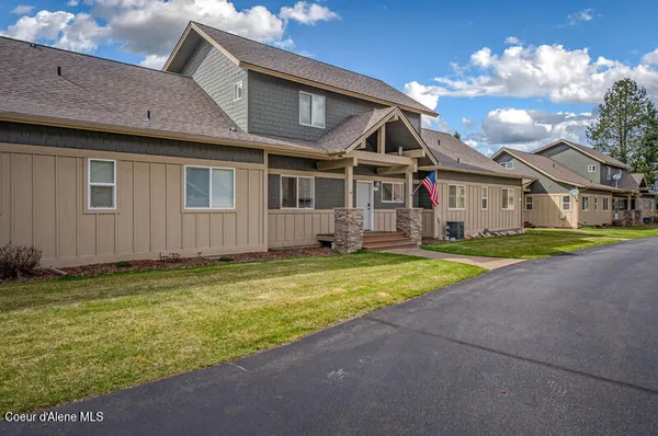 $409,500 | 103 B Chardonnay Drive, Blanchard, ID 83804