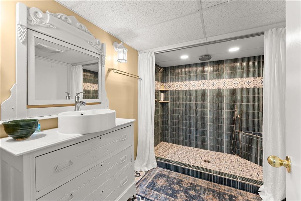 601 Ridgewood Avenue Gainesville, GA 30501 - Photo 36 of 53