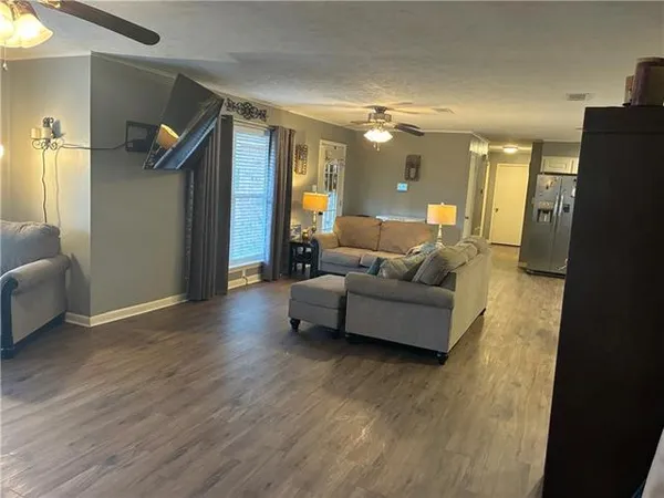 $239,000 | 580 Elmus Paul Road, Pineville, LA 71360