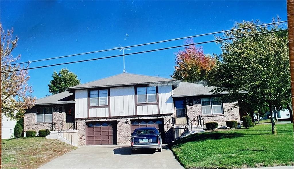 1019 South Holden Street, Warrensburg, MO 64093 Compass