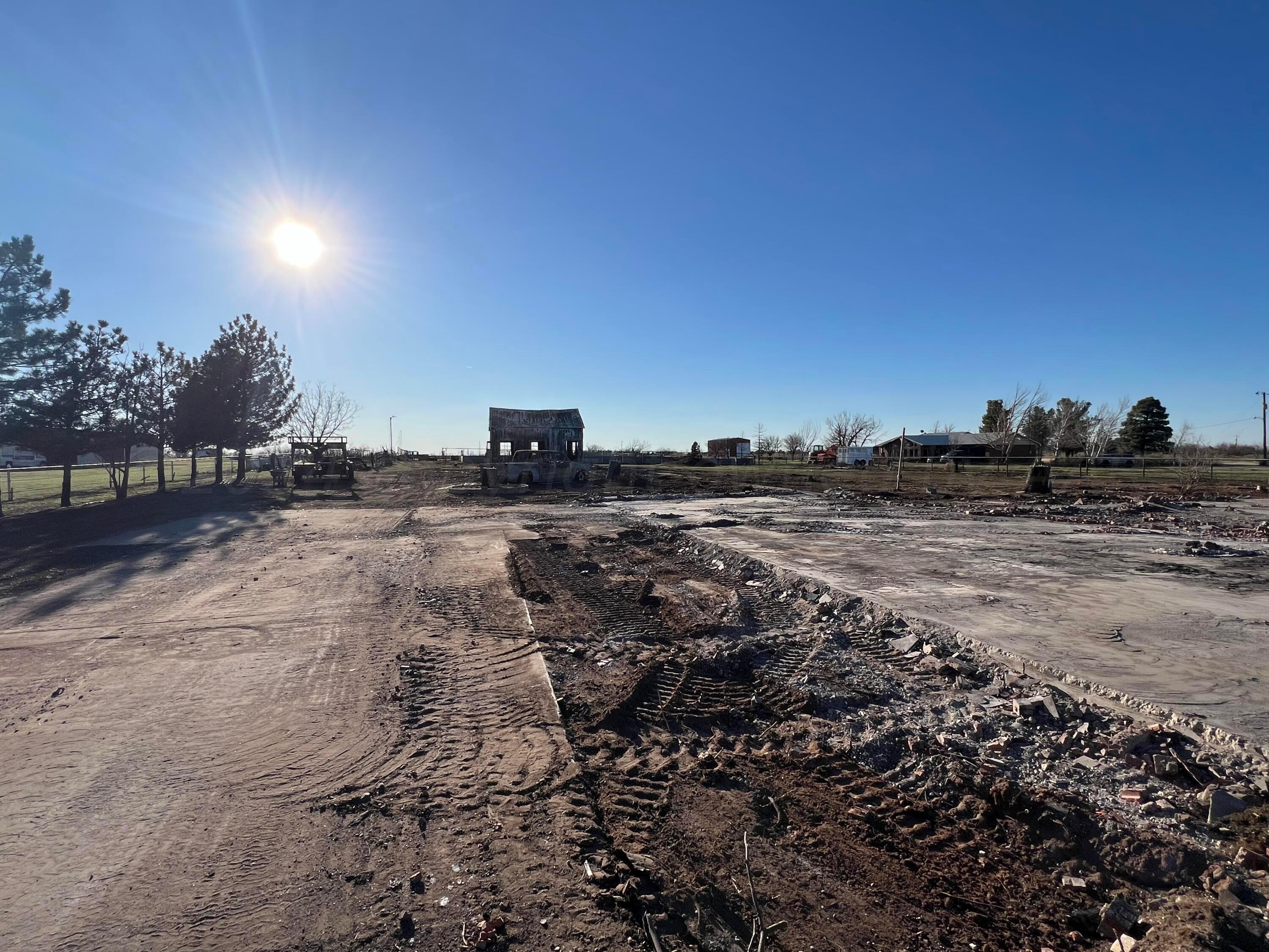 302 Milner Road Fritch, TX 79036 - Photo 9 of 12 302 Milner Rd., Borger, TX
