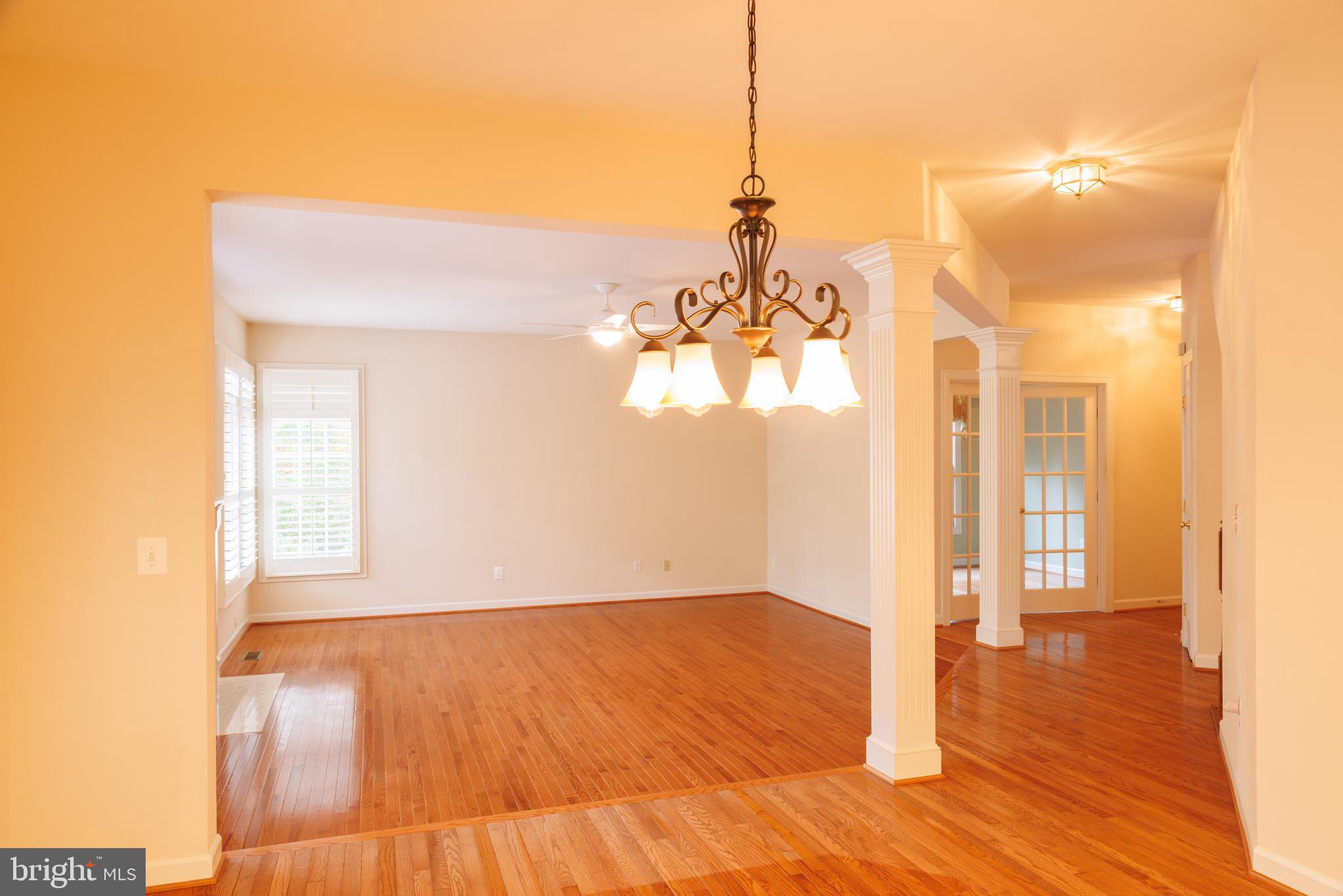 8623 James Creek Drive Springfield, VA 22152 - Photo 16 of 69 Kitchen eat in dining area
