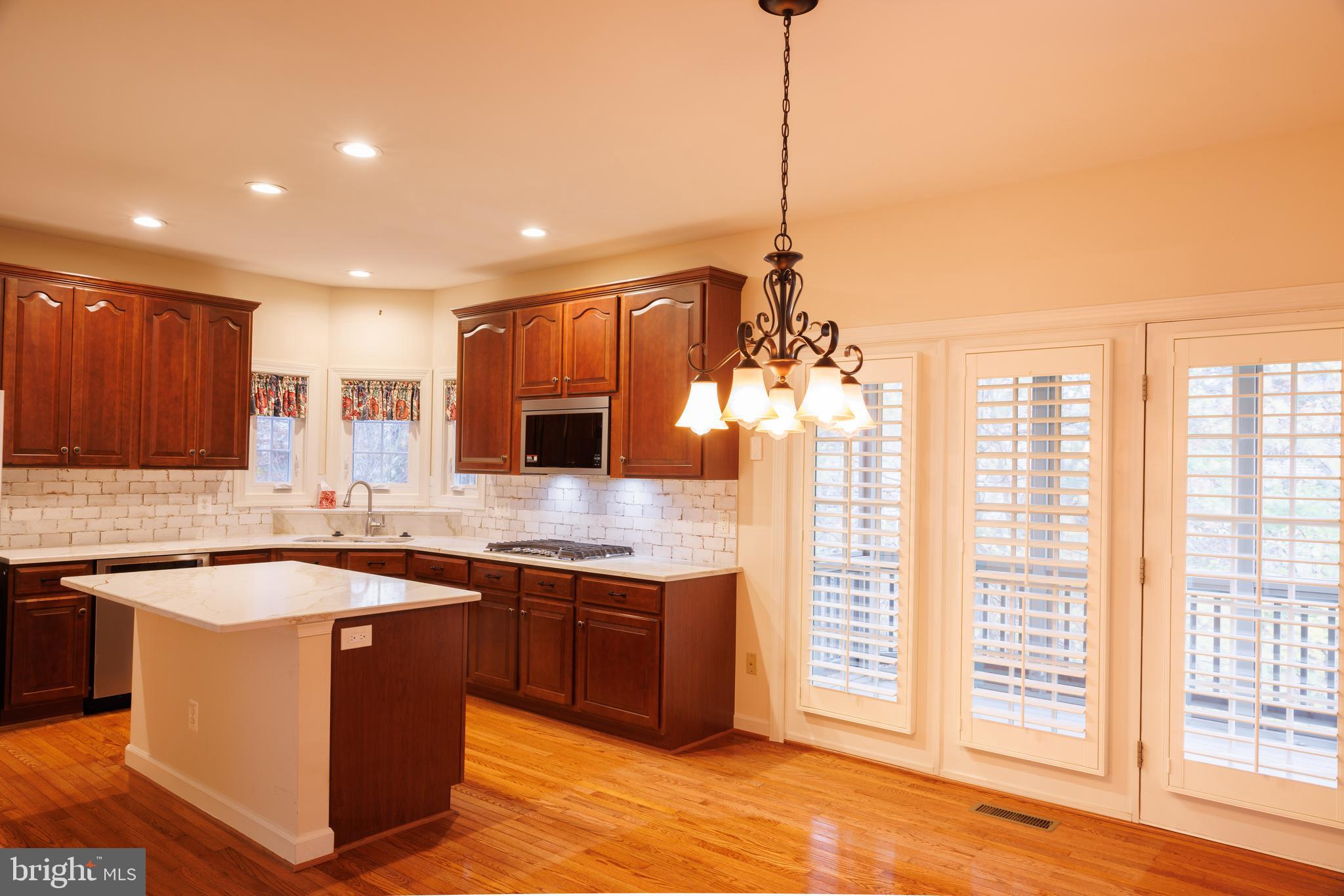 8623 James Creek Drive Springfield, VA 22152 - Photo 23 of 69 a kitchen with lots of counter top space