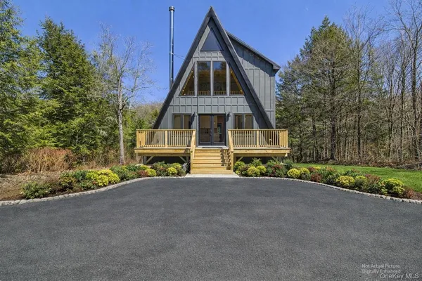 $850,000 | 343 Dahlia Road, Livingston Manor, NY 12758