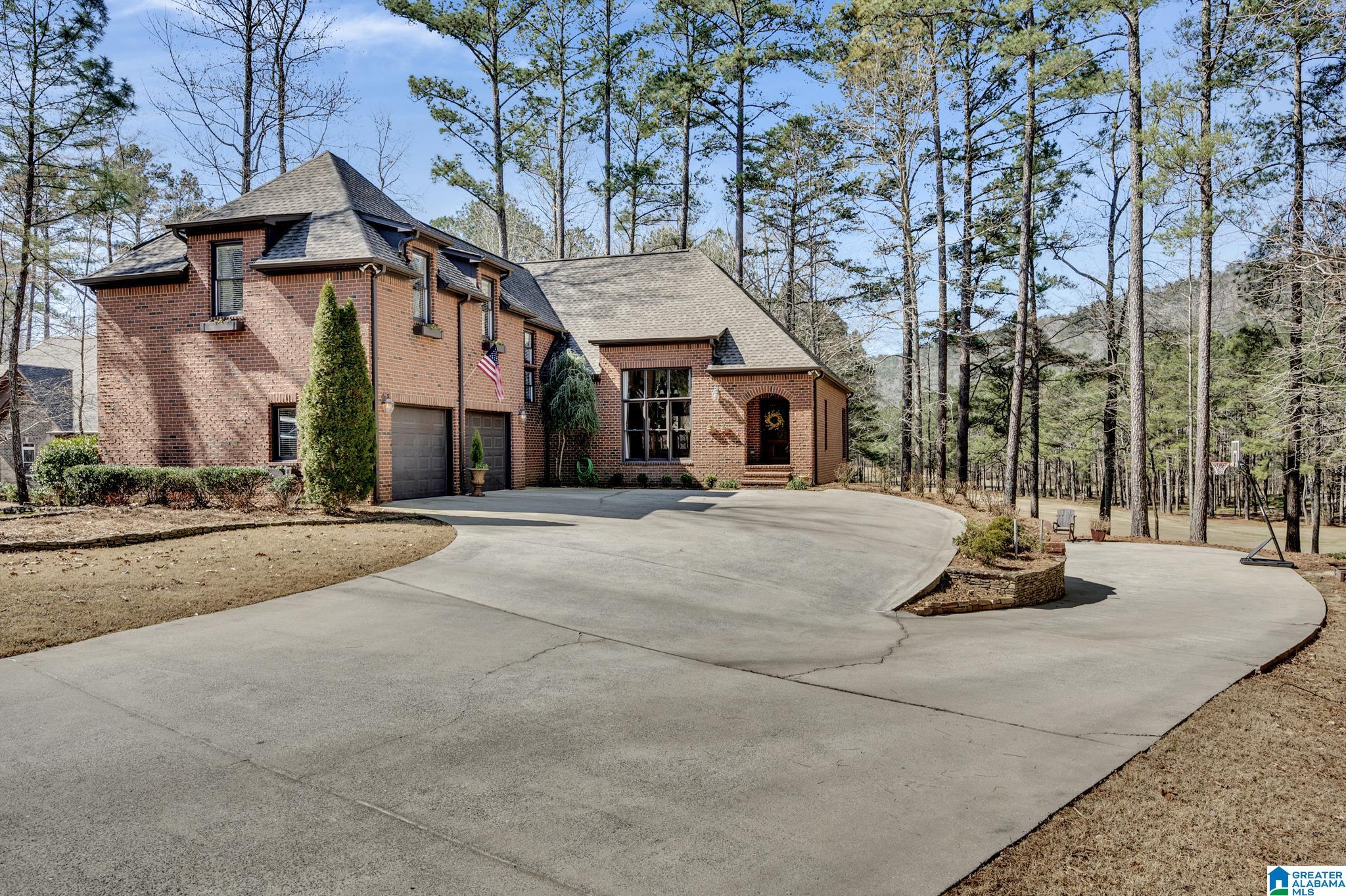 77 Broadmoor Loop Oneonta, AL 35121 - Photo 2 of 50