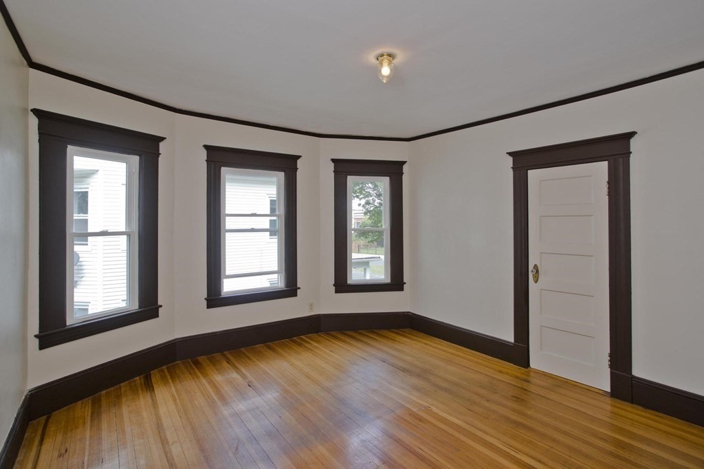 30 Sumner Terrace Springfield, MA 01108 - Photo 13 of 35