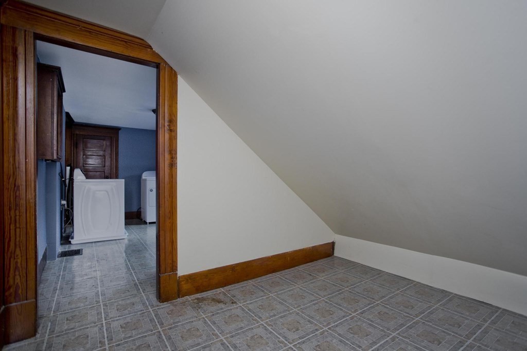 30 Sumner Terrace Springfield, MA 01108 - Photo 24 of 35