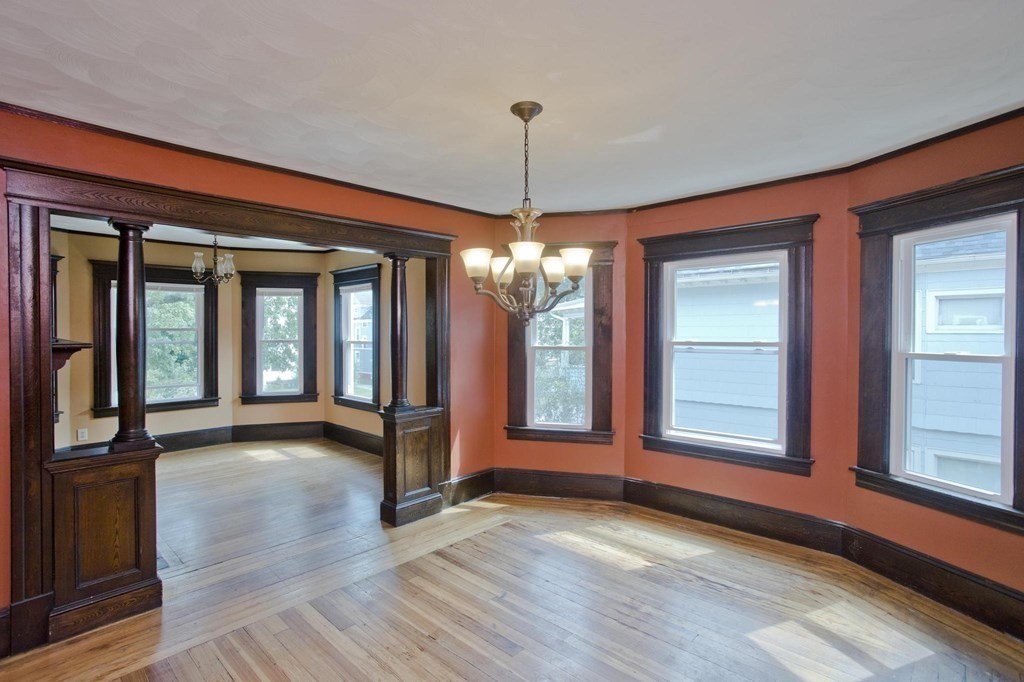 30 Sumner Terrace Springfield, MA 01108 - Photo 3 of 35