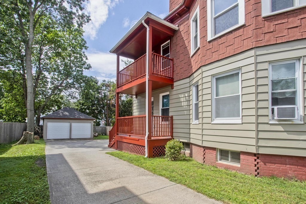 30 Sumner Terrace Springfield, MA 01108 - Photo 32 of 35