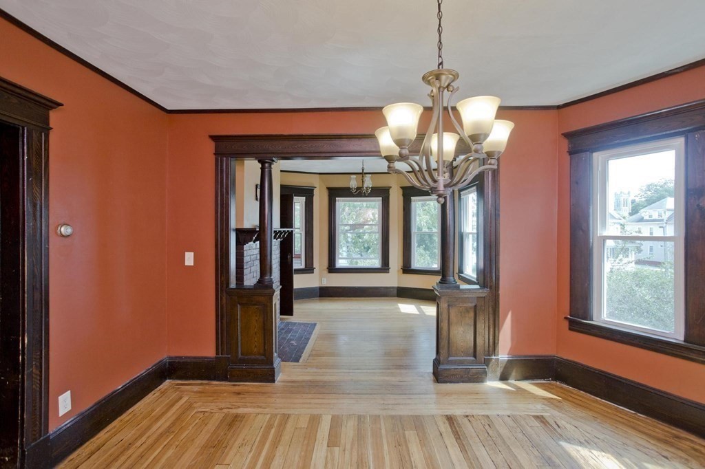 30 Sumner Terrace Springfield, MA 01108 - Photo 4 of 35