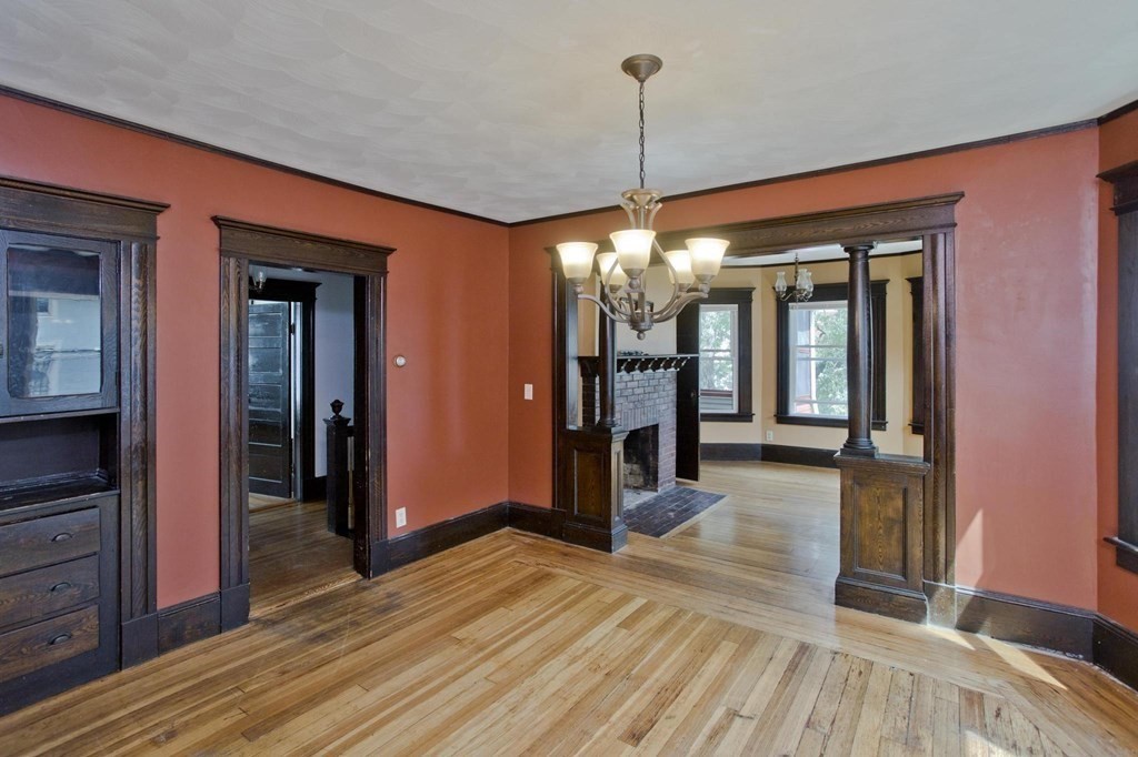 30 Sumner Terrace Springfield, MA 01108 - Photo 5 of 35