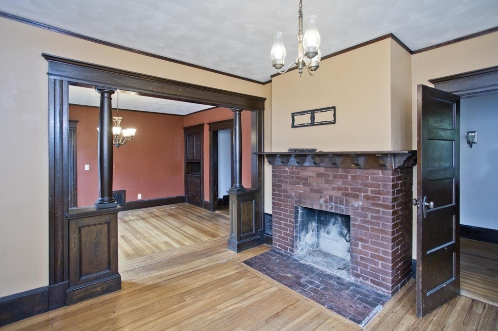30 Sumner Terrace Springfield, MA 01108 - Photo 7 of 35