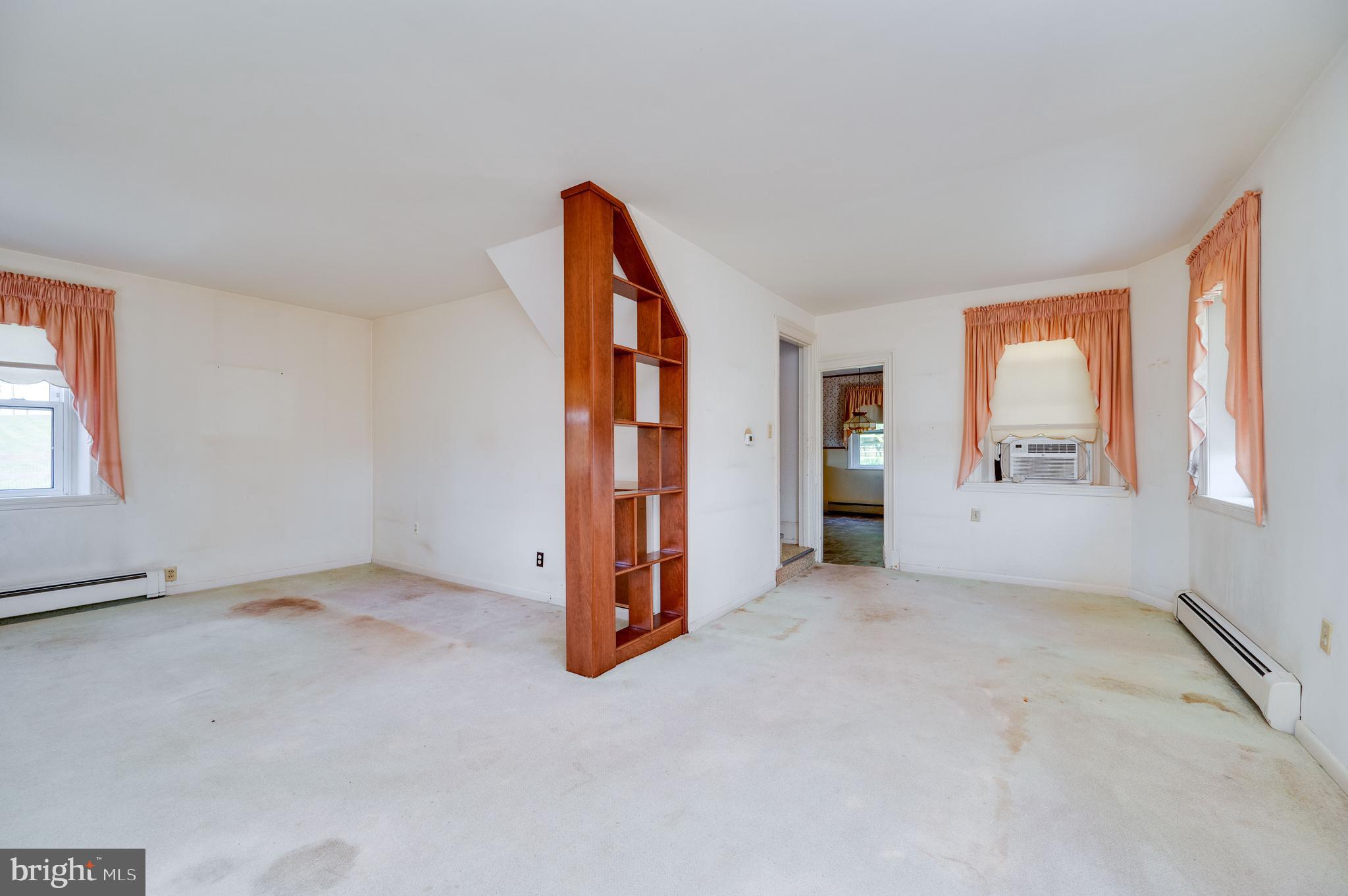 3577 State Hill Road Reading, PA 19608 - Photo 9 of 51 Living Room