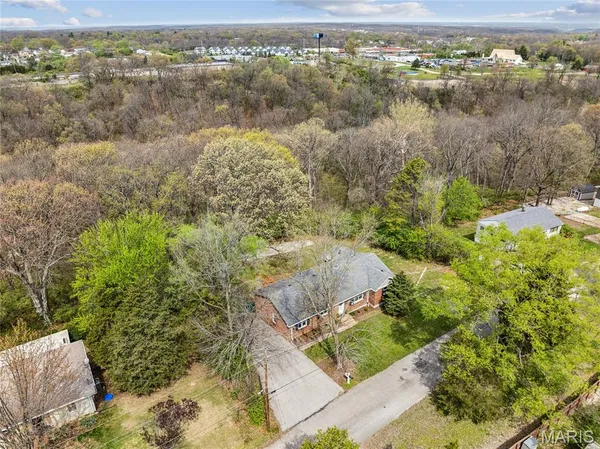 $299,900 | 2617 Rosemary Lane, High Ridge, MO 63049