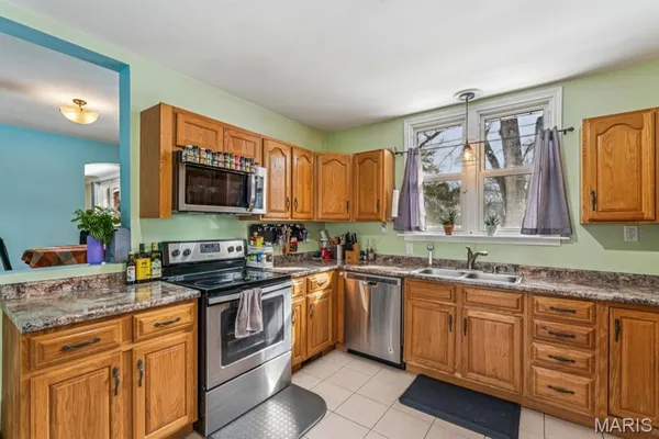 $299,900 | 2617 Rosemary Lane, High Ridge, MO 63049