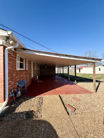 $310,000 | 422 7th Street, Lawrenceburg, TN 38464