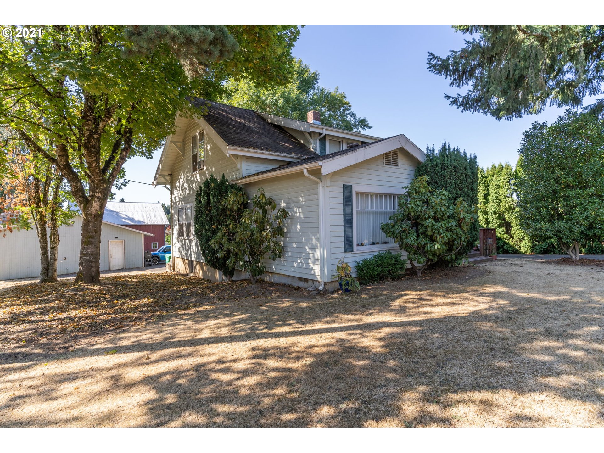 5120 Southeast Powell Valley Road Gresham, OR 97080 - Photo 3 of 23 Gallery Image 3